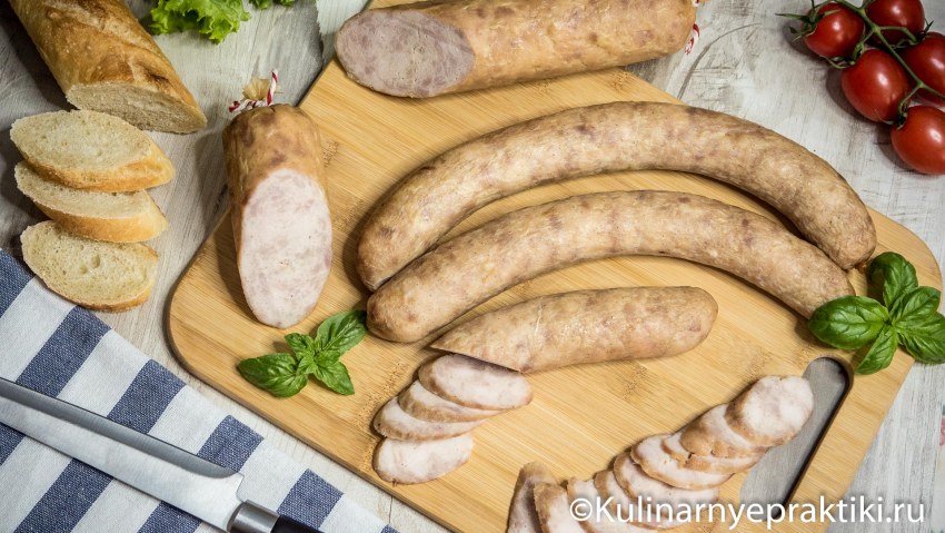 Куриная колбаса в домашних