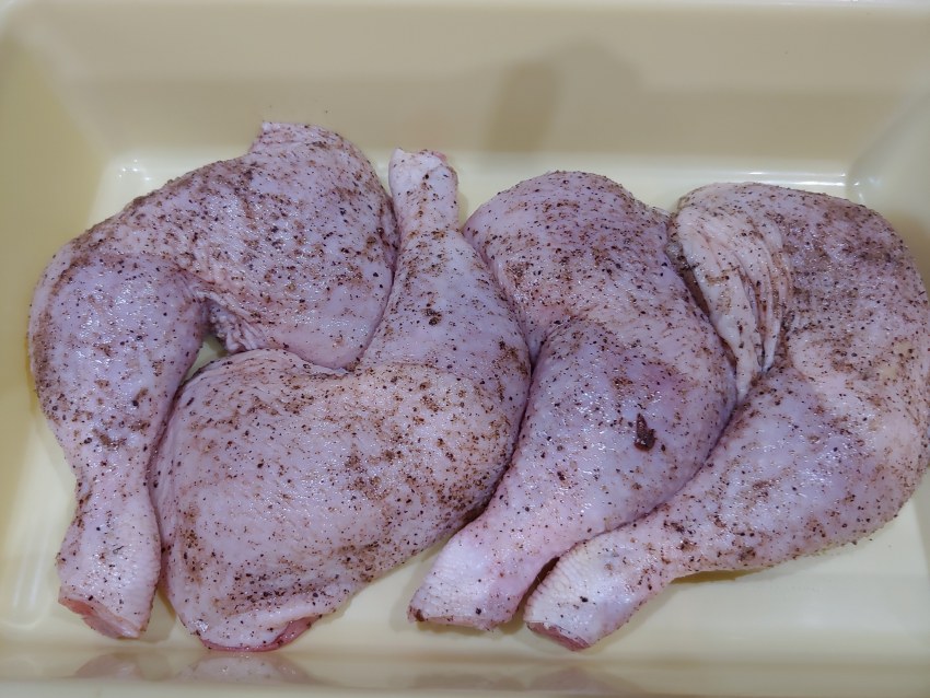 Колбаса из куриных окорочков