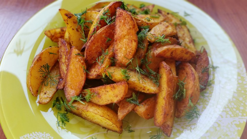 Картофель жареный дольками