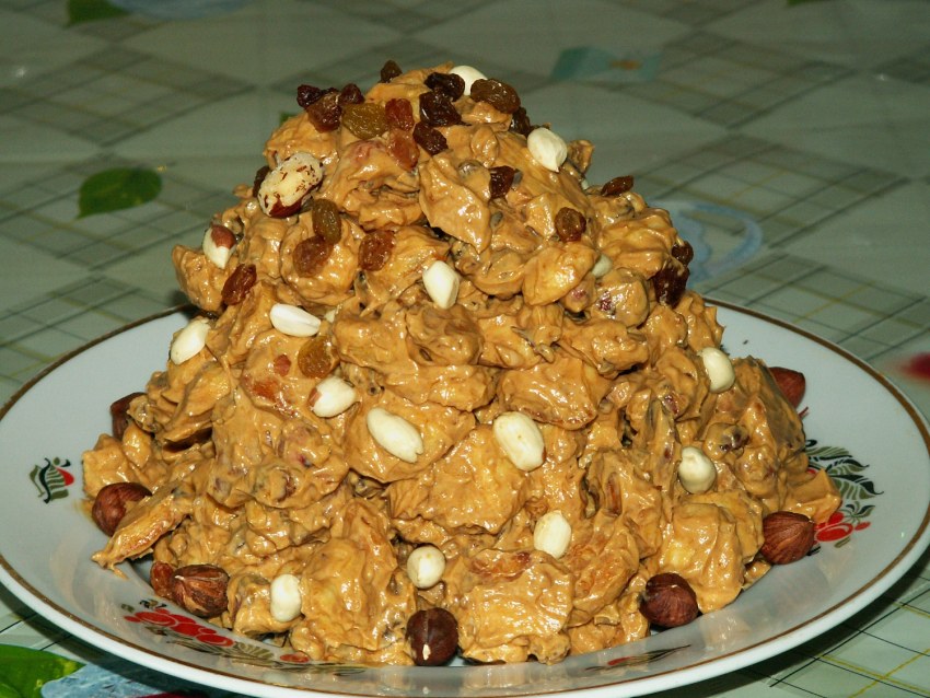Торт Белочка с орехами