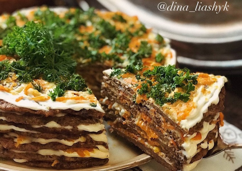 Пирог печеночный блинчатый