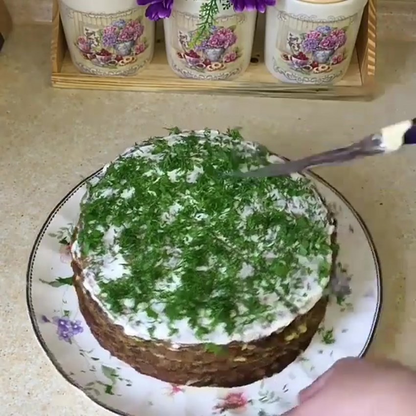 Печеночный торт со сметанным кремом