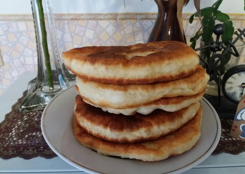 Пышки на кефире с сыром