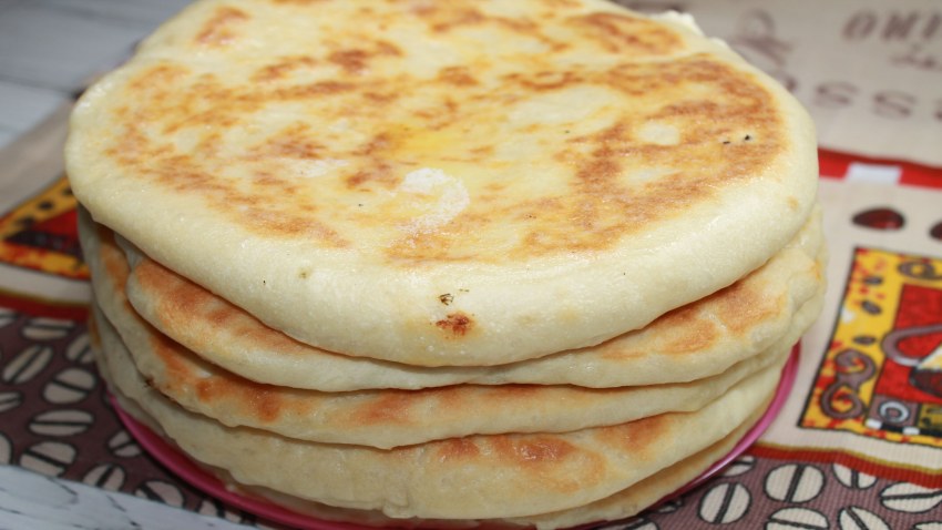 Лепешки из муки и воды