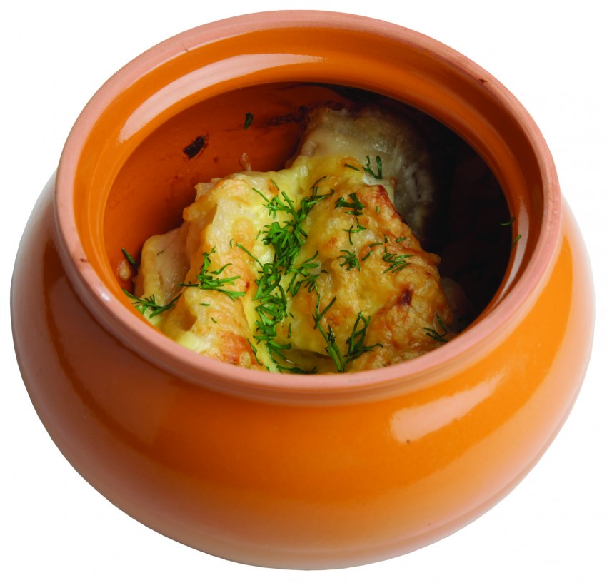 Индейка с овощами в горшочке