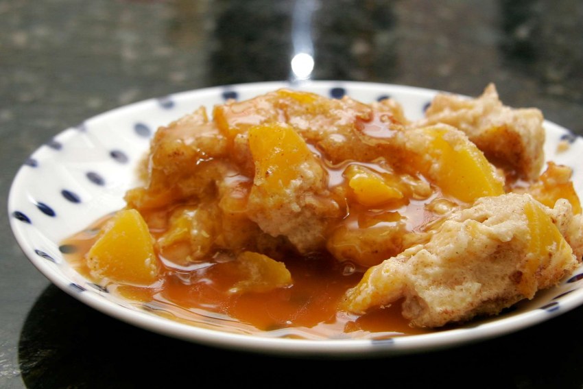 Курица с персиками