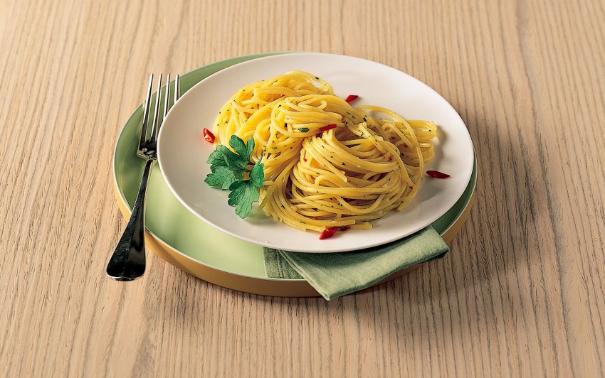 Паста aglio olio e peperoncino