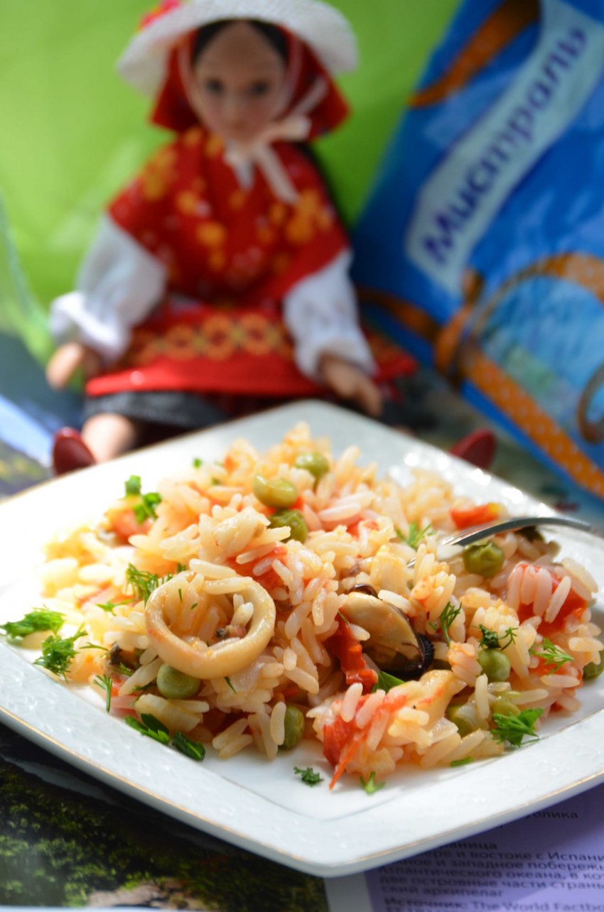 Жареный рис с морепродуктами по-тайски
