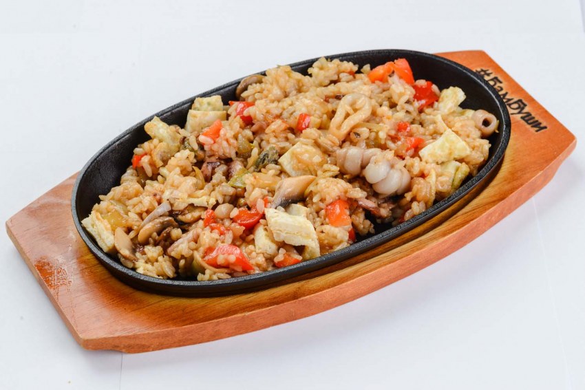Жареный рис с морепродуктами