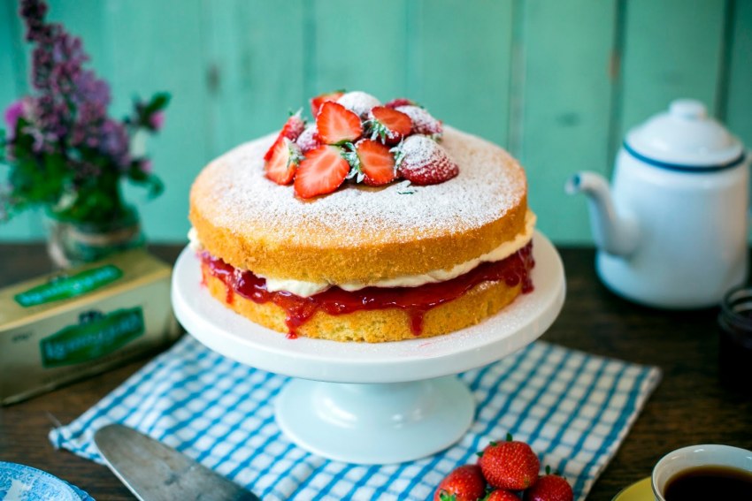 Victoria Sponge Cake