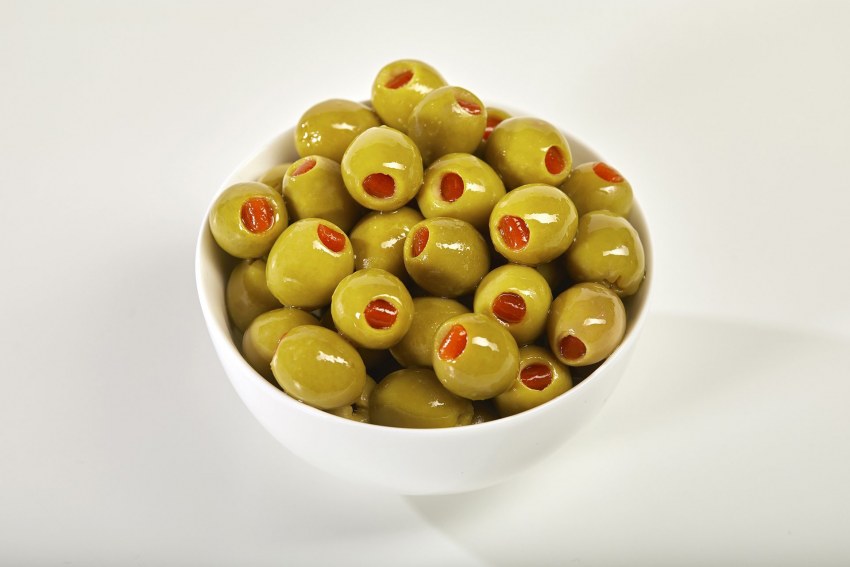 Маслины с начинкой