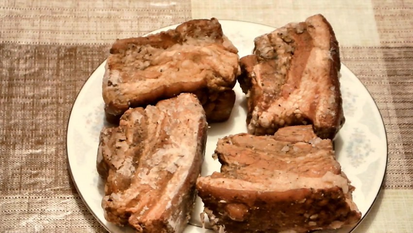 Свинина в луковой шелухе