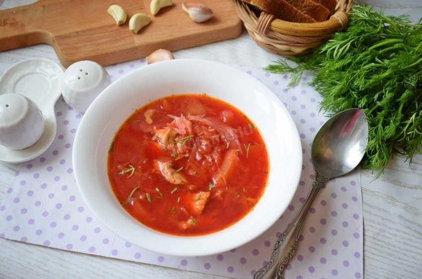 Борщ Сибирский с фрикадельками и фасолью