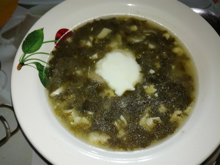 Щавелевые щи с яйцом