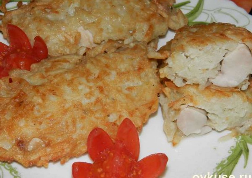 Куриное филе запеченное с помидорами и сыром
