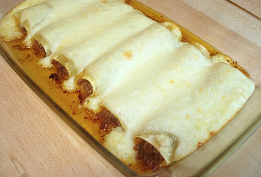 Каннеллони бешамель