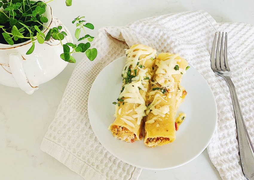 Фаршированные каннеллони, запеченные с сыром