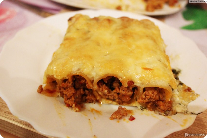 Каннеллони бешамель