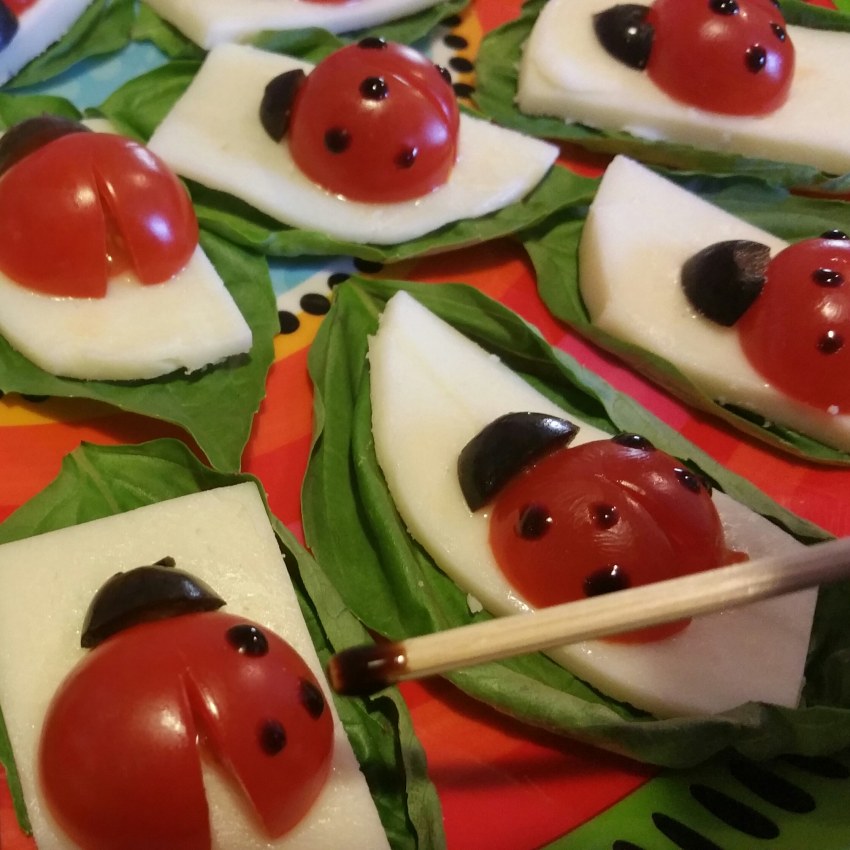 Бутерброды Божья коровка