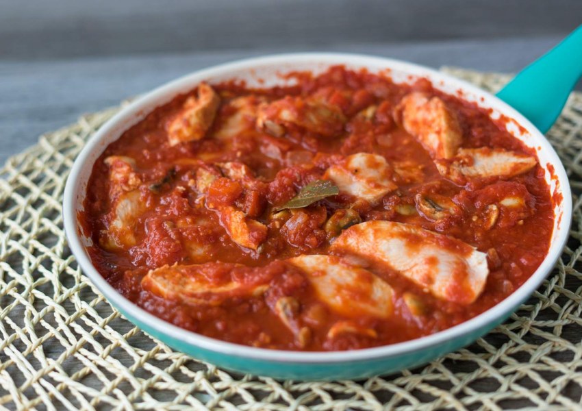 Гуляш из свинины с овощами