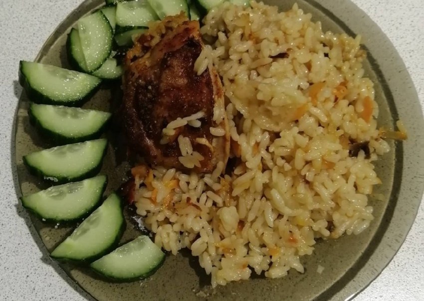 Куриная грудка с рисом
