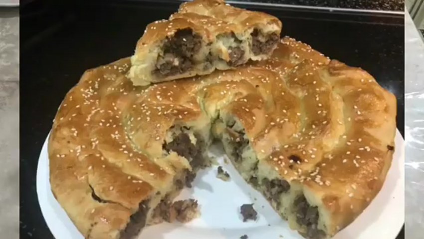 Маек Бурек блюдо