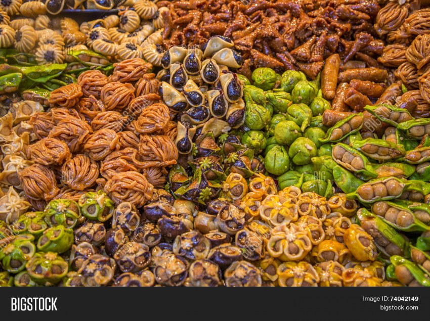 Dates and Raisins