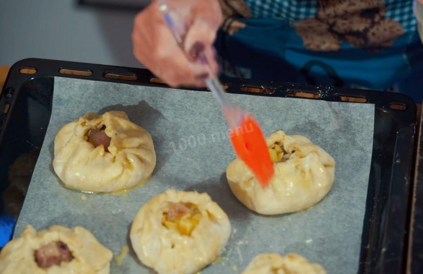 Курник из слоеного теста