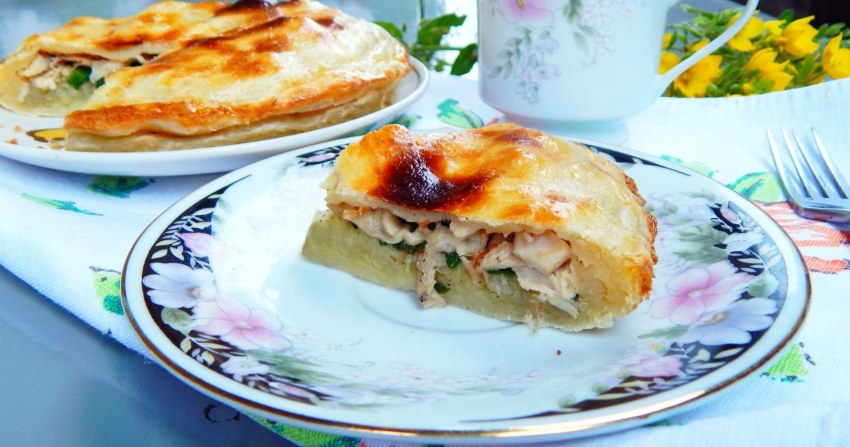 Курник (пирог с курицей, рисом и грибами)