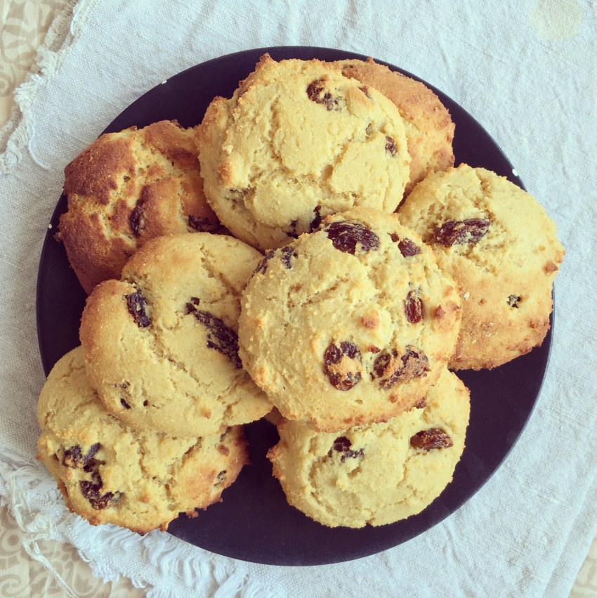 Песочное печенье с изюмом