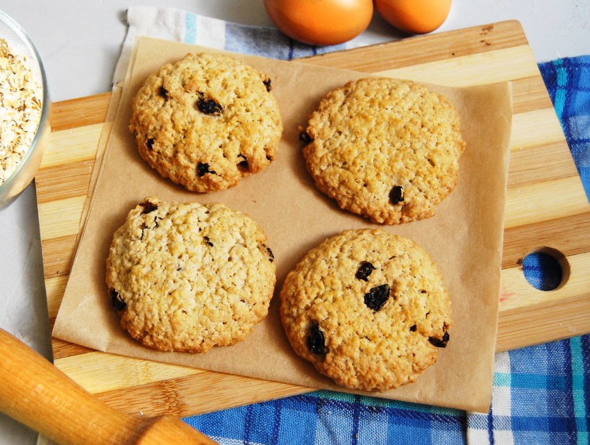 Пряник с изюмом и грецкими орехами