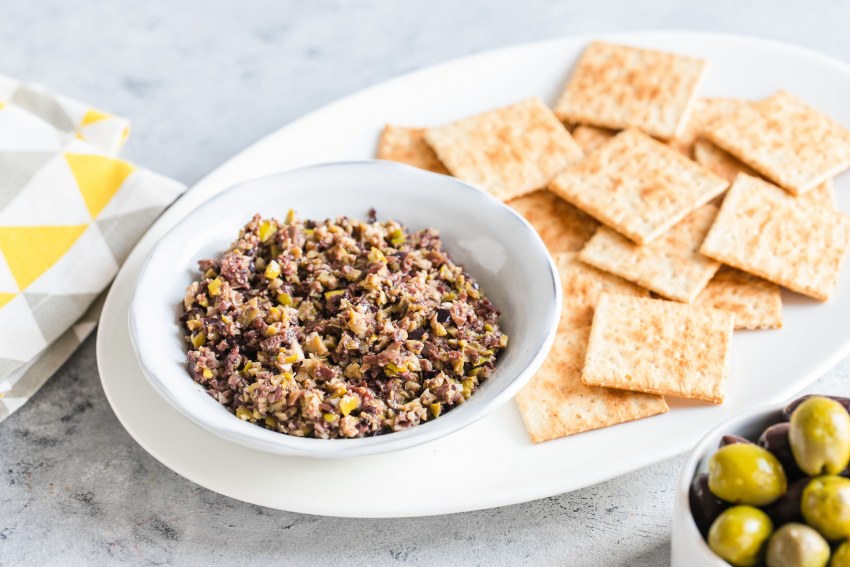 Крем с оливками и каперсами Tapenade