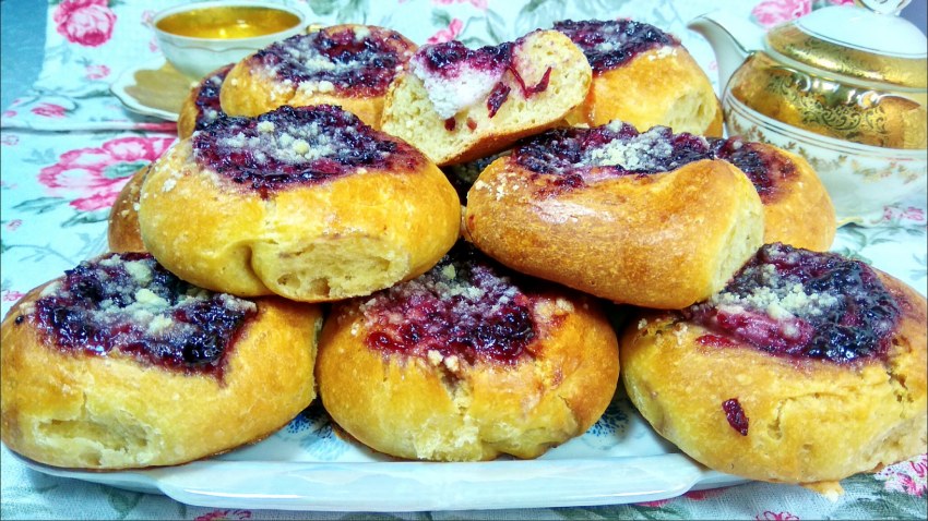 Ватрушки с фруктовой начинкой