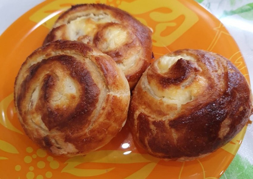 Шанежки ватрушки Крингель бублики