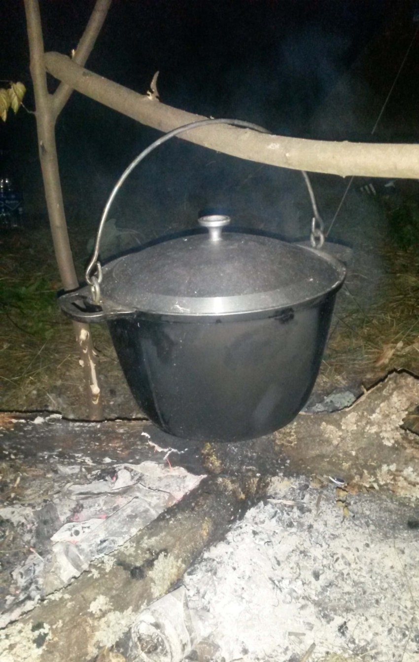 Шулюм из утки в казане на костре