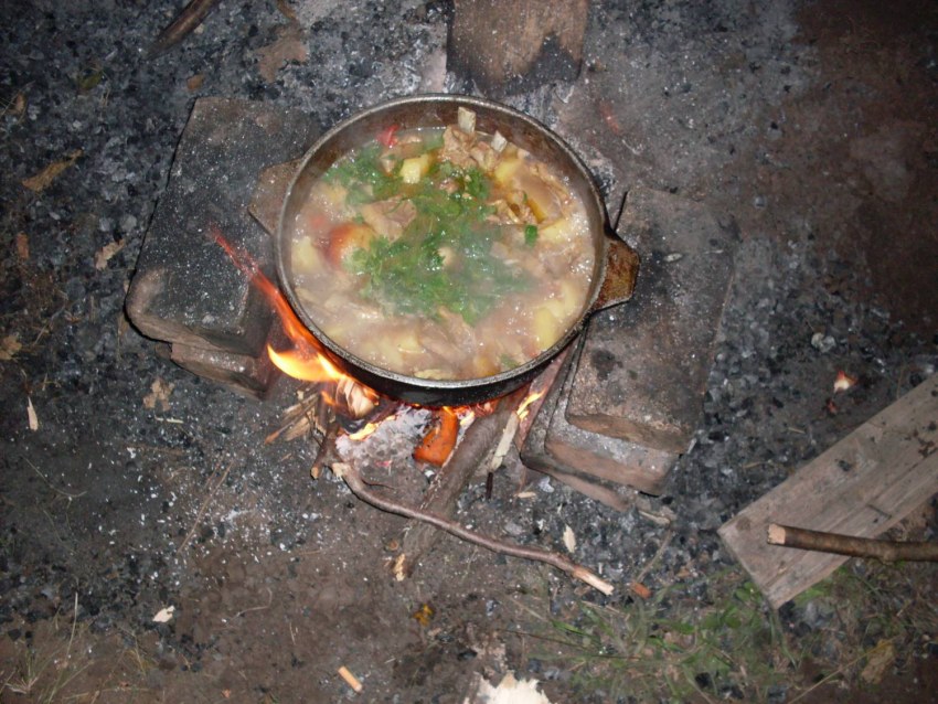 Шулюм из баранины на костре