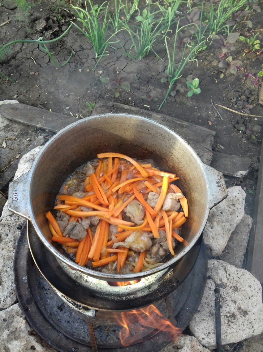 Рис с курицей в казане