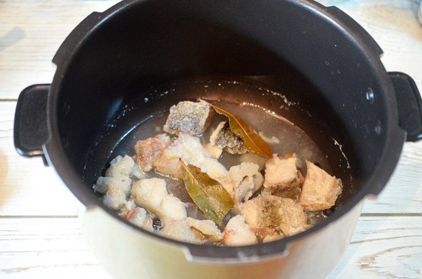 Консервы из Речной рыбы в мультиварке