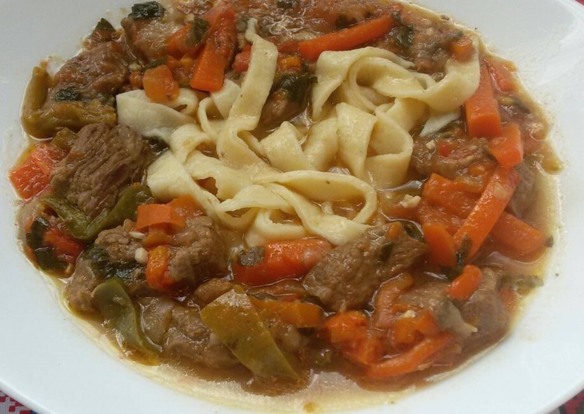 Восточная кухня лагман Шурпа