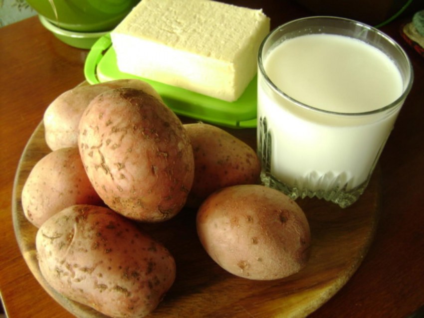 Картофель в молоке