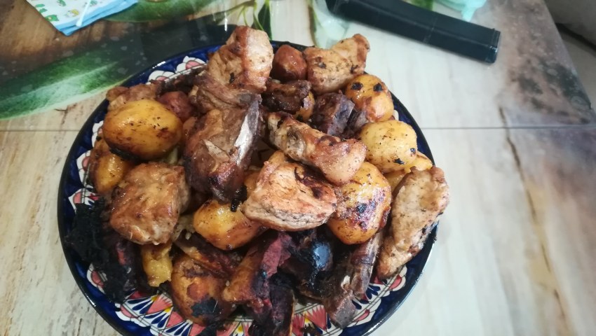 Шурпа в афганском казане