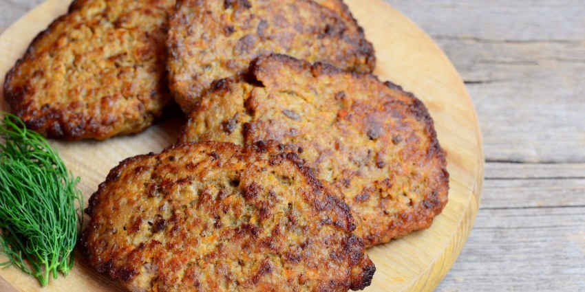 Печеночные биточки из куриной печени