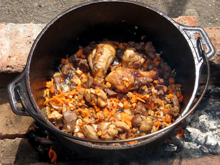Мясо в казане