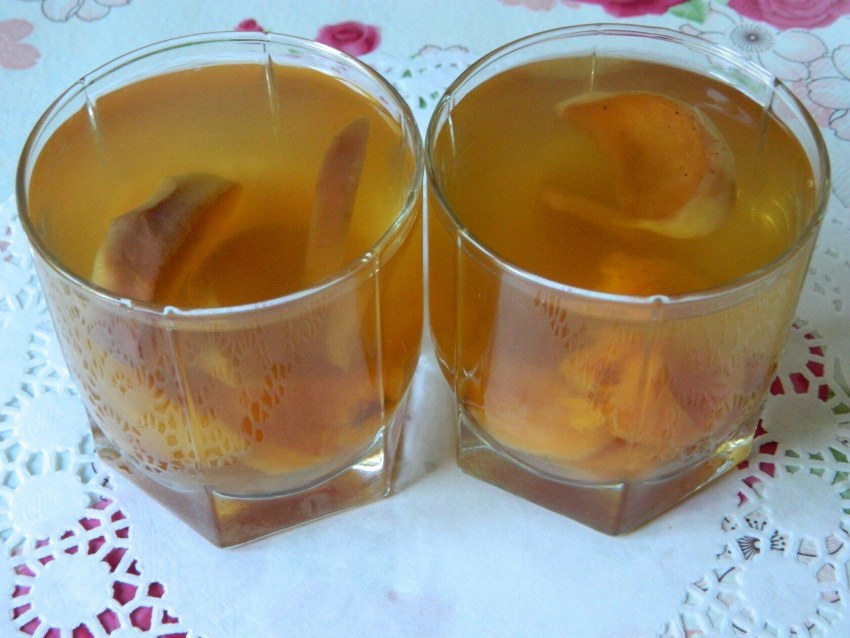 Компот из алычи