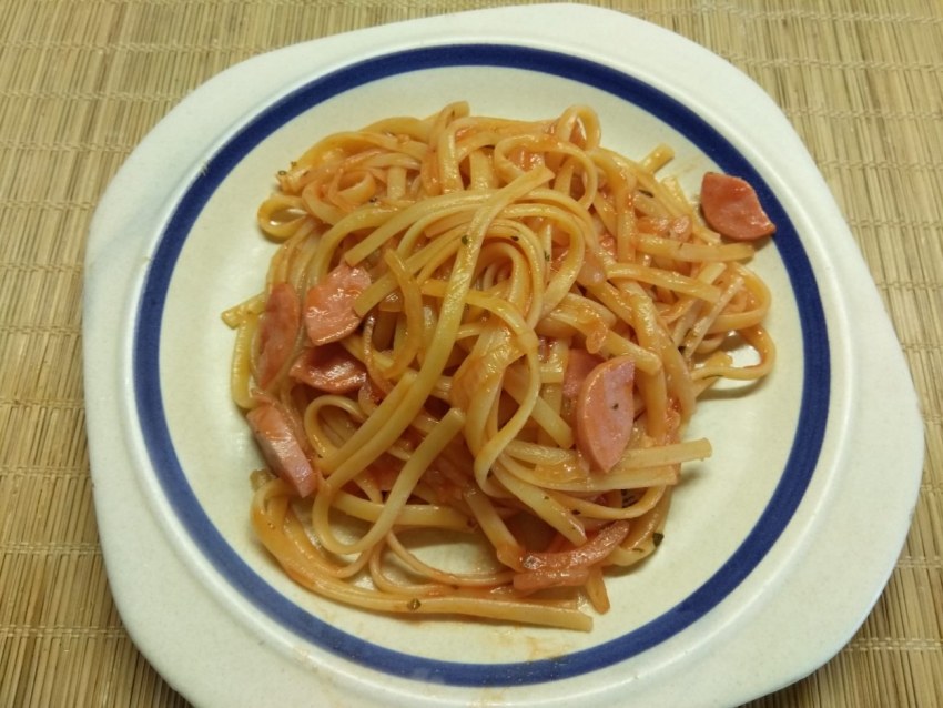 Паста с колбасками