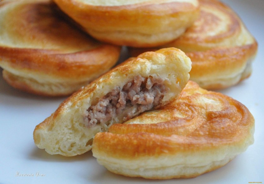 Круглые жареные пирожки