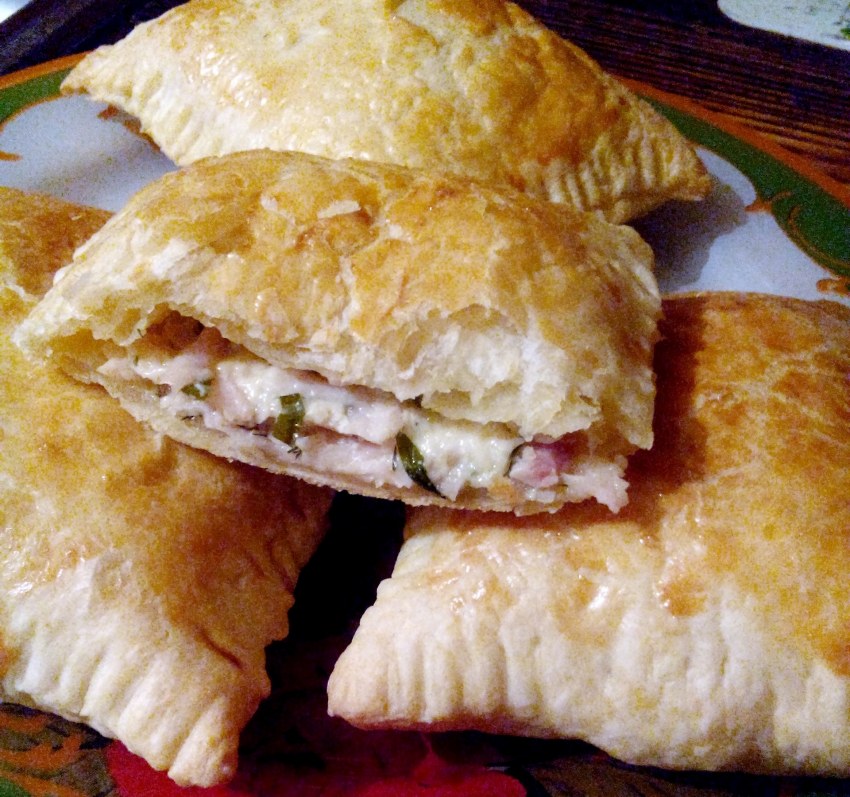 Слойки с сыром