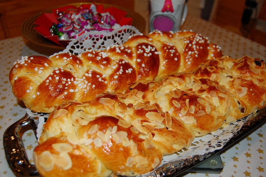 Корзиночки с яблоками из дрожжевого теста