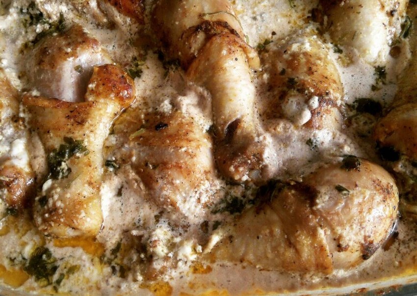 Куриные ножки в сметане