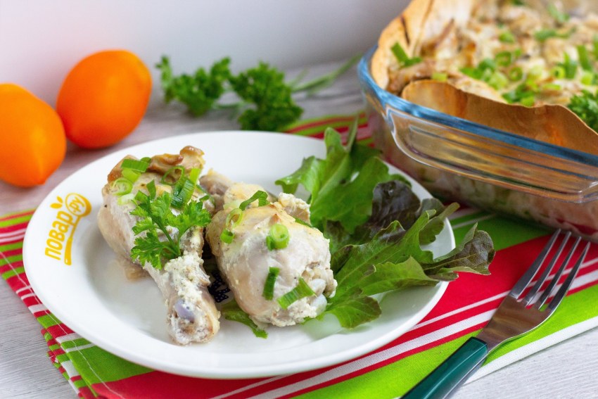 Тушеная куриная ножка